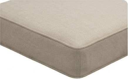 Outdoor cushion detail